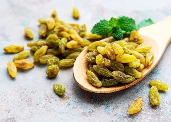 خرید و قیمت انواع کشمش سبز