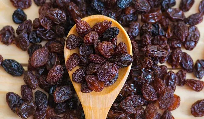 خرید کشمش پلویی سایه خشک با قیمت استثنایی